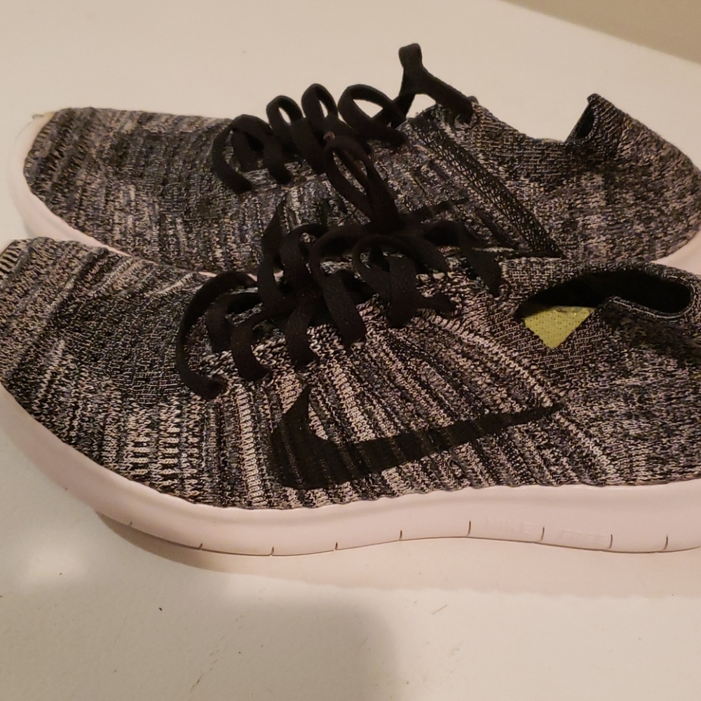 Nike free run flyknit